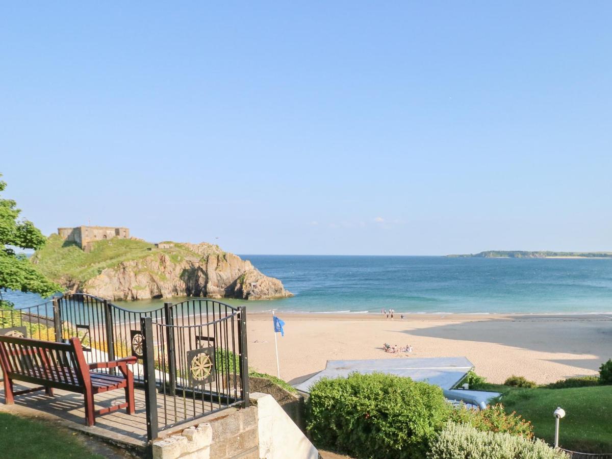 6 South Beach Court Tenby Esterno foto
